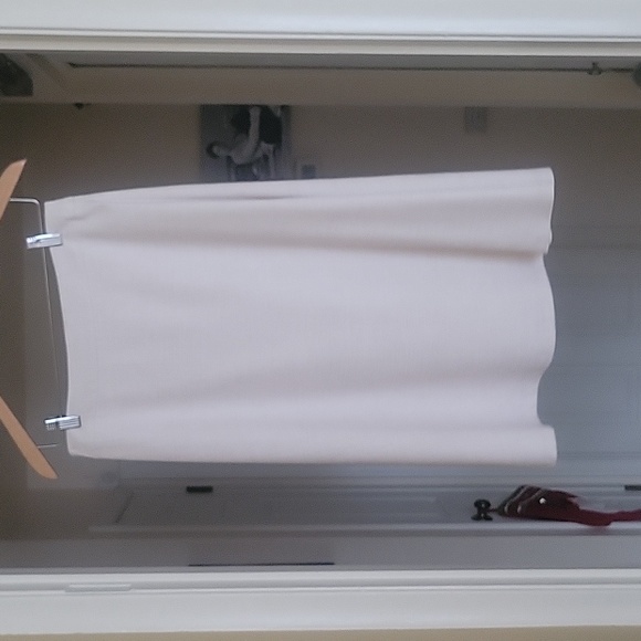 HP!!🎉🥂🎈Calvin Klein beautiful  skirt NWOT - Picture 4 of 11